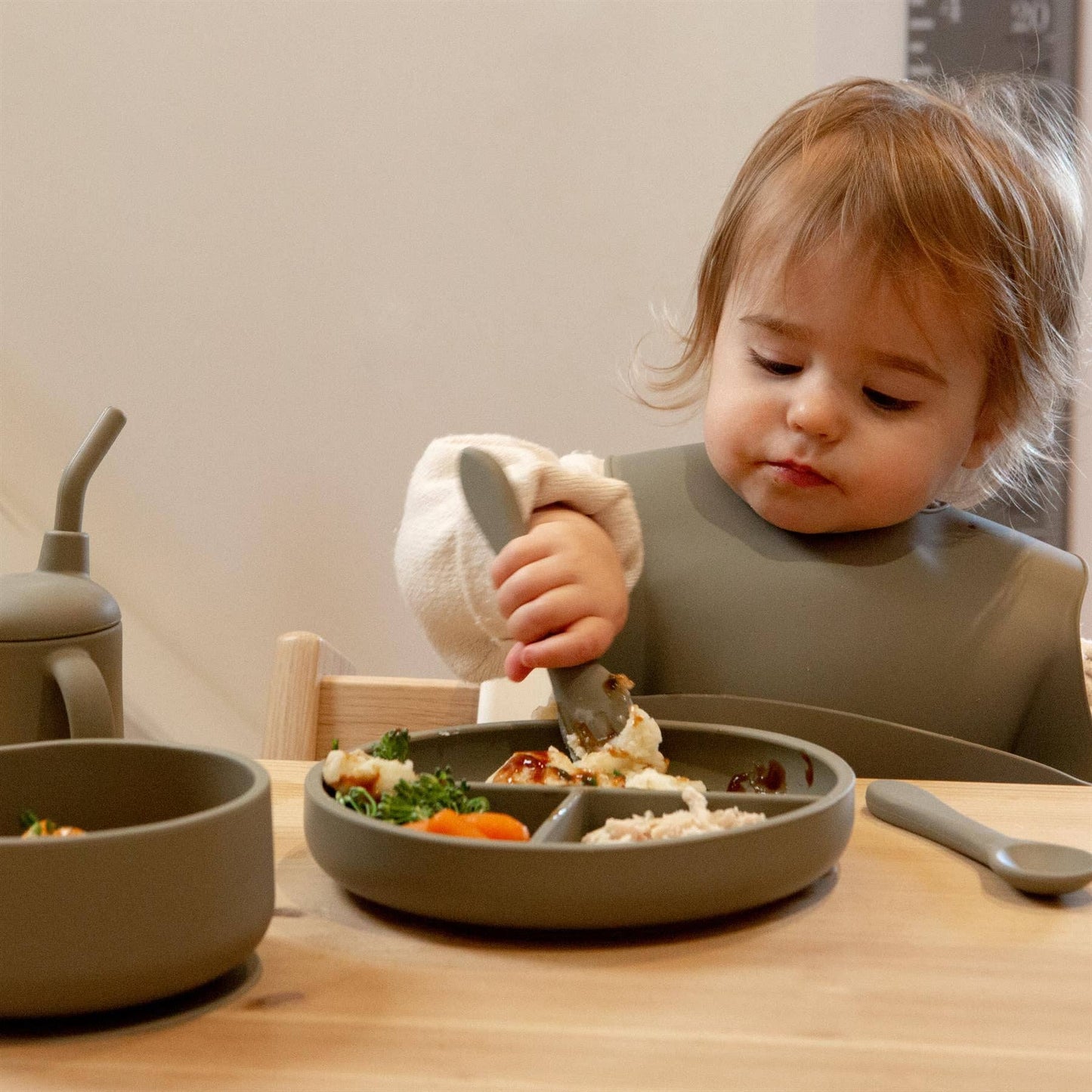 Baby Silicone Weaning Bib - By Tiny Dining